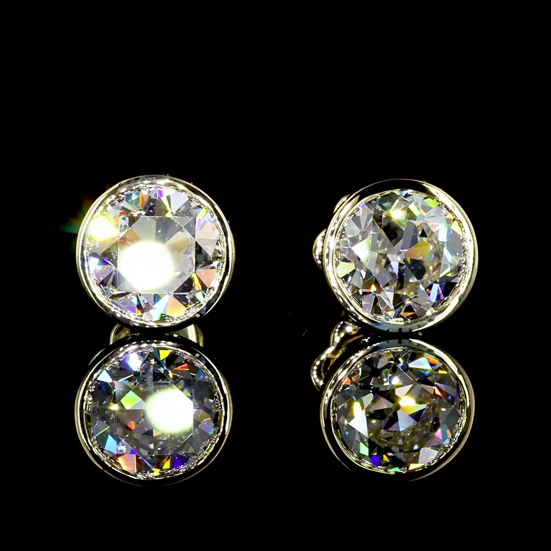 4.03 Cts 14k Yellow Gold Old European Brilliant Shape Studs Earring - Image 3