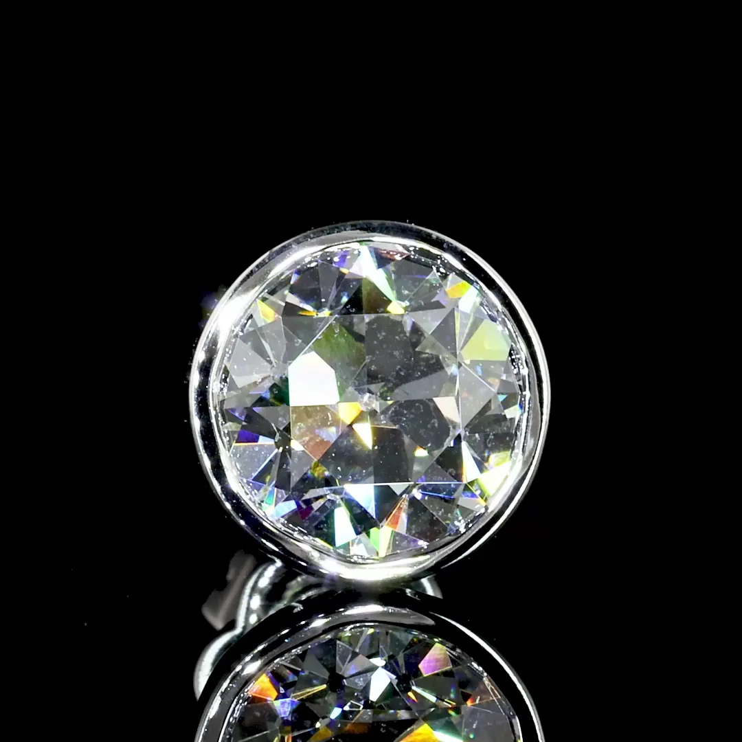 4.08 Cts 14k White Gold Old European Brilliant Shape Studs Earring - Image 2
