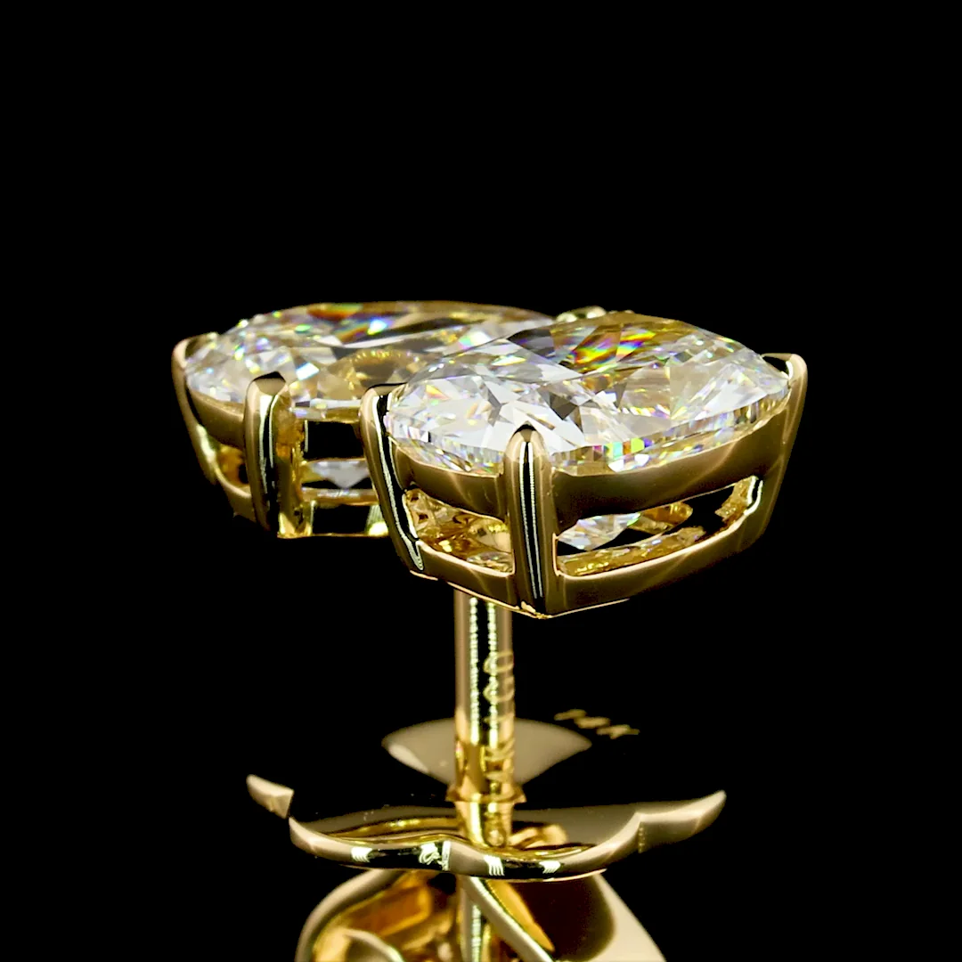 2.06 Cts 14k Yellow Gold Cushion Brilliant Shape Studs Earring - Image 4