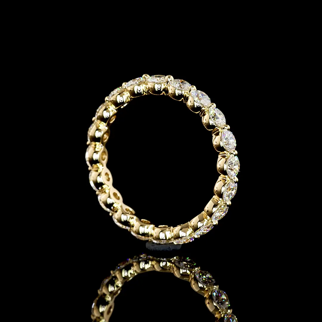 1.89 Cts 18k Yellow Gold Round Shape Eternity Band Eternity Band - Image 4