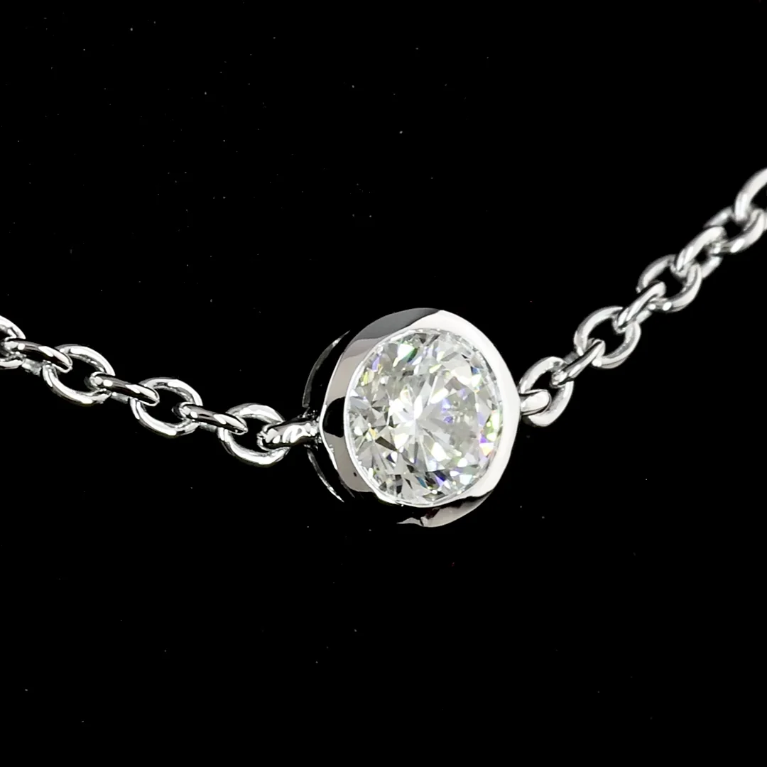 2.05 Cts 18k White Gold Round Shape Station Necklace - Image 2