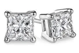 2.11 Cts 18k White Gold Princess Shape Studs Earring - Image 4
