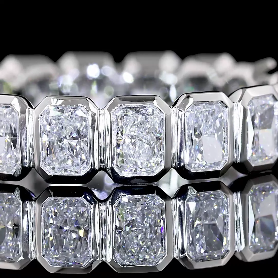 2.09 Cts 14k White Gold Emerald Shape Eternity Band Eternity Band - Image 2