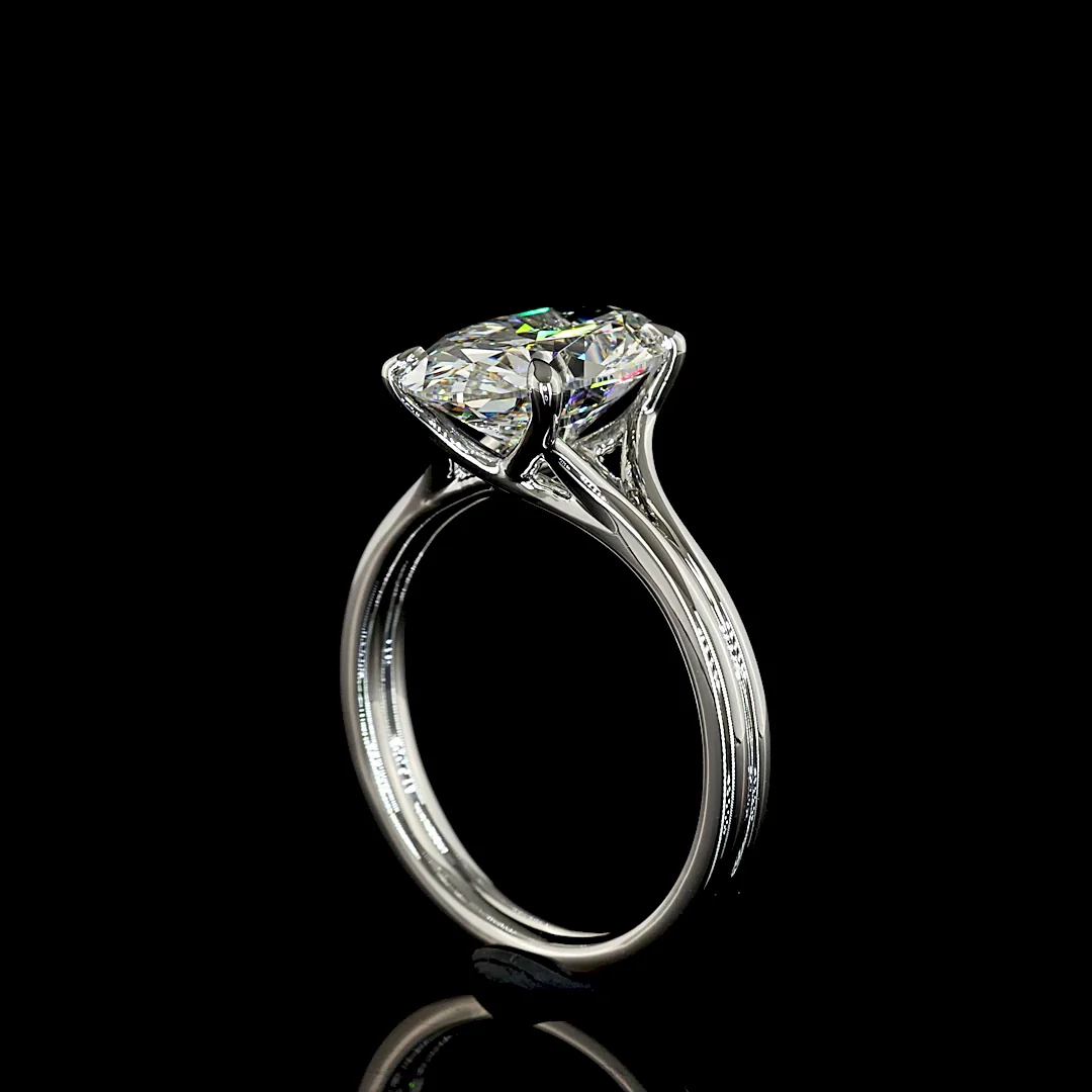 3.5 Cts Platinum Oval Shape Solitaire Ring - Image 2