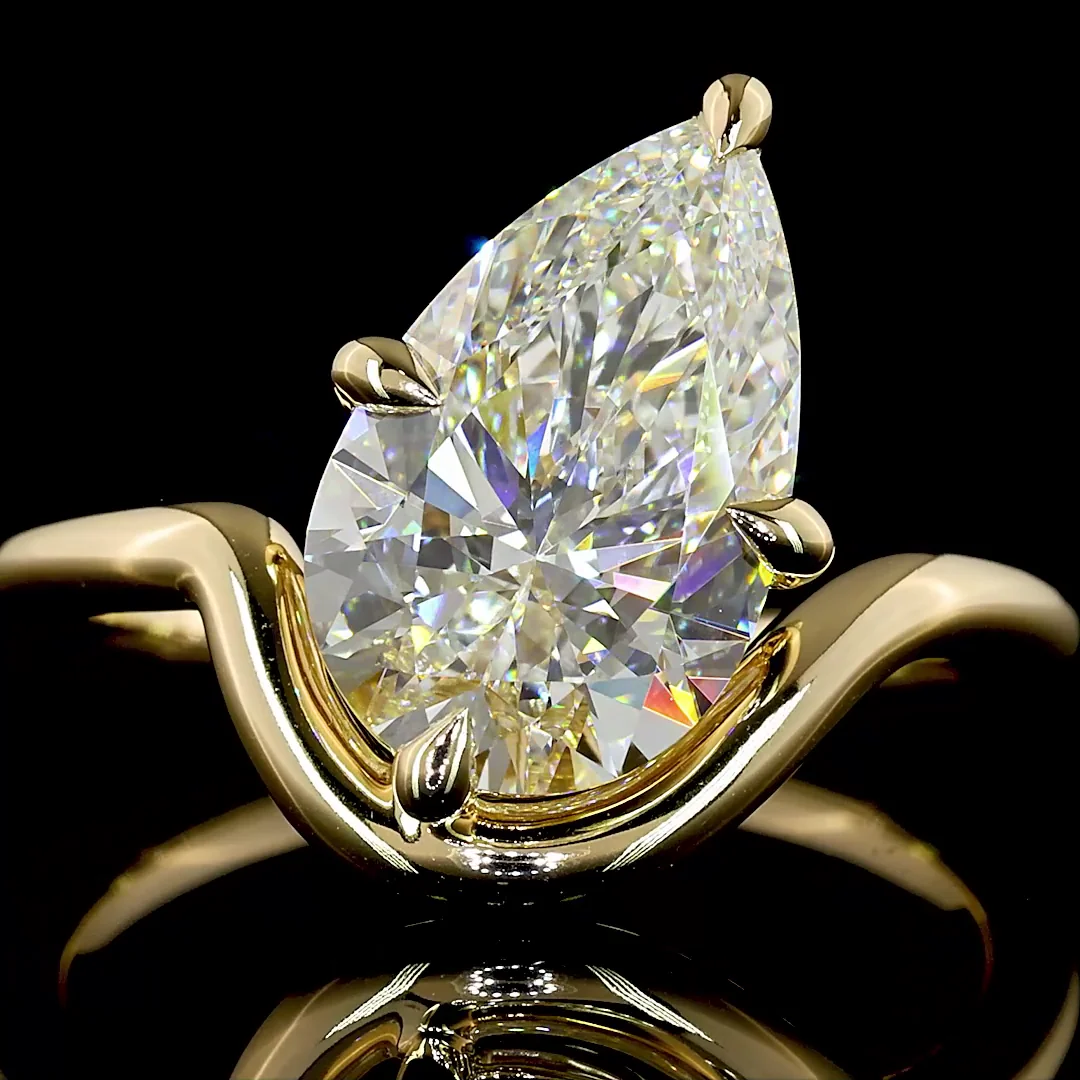 3 Cts 14k Yellow Gold Pear Shape Solitaire Ring - Image 3