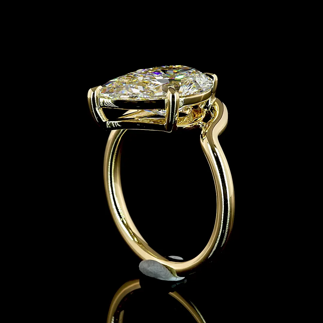 4.14 Cts 14k Yellow Gold Pear Shape Special Ring - Image 2