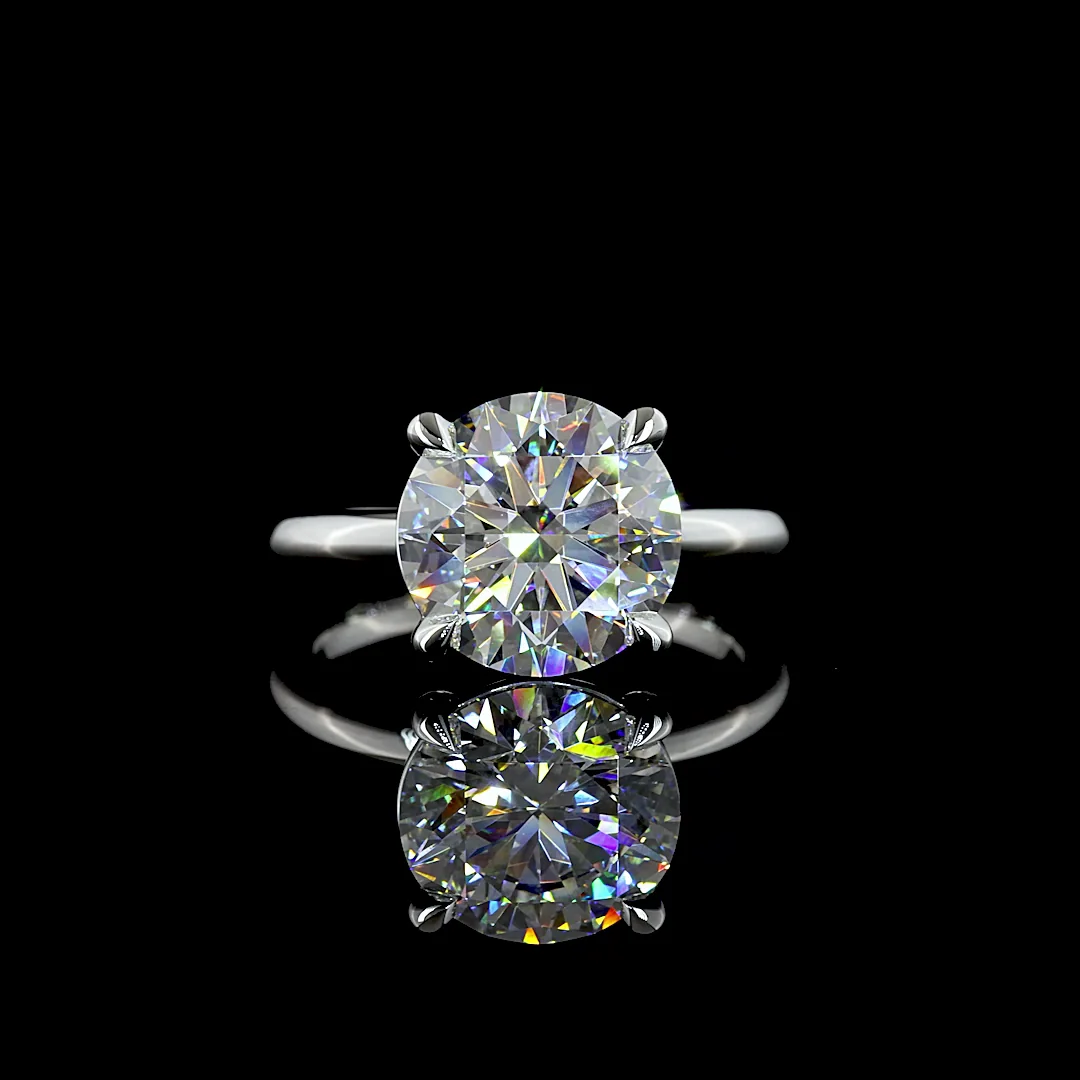 4.25 Cts Platinum Round Shape Solitaire Ring - Video