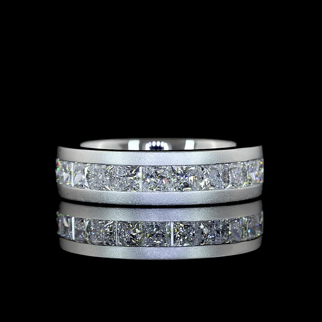 1.82 Cts Platinum Princess Shape Half Eternity Eternity Band - Video