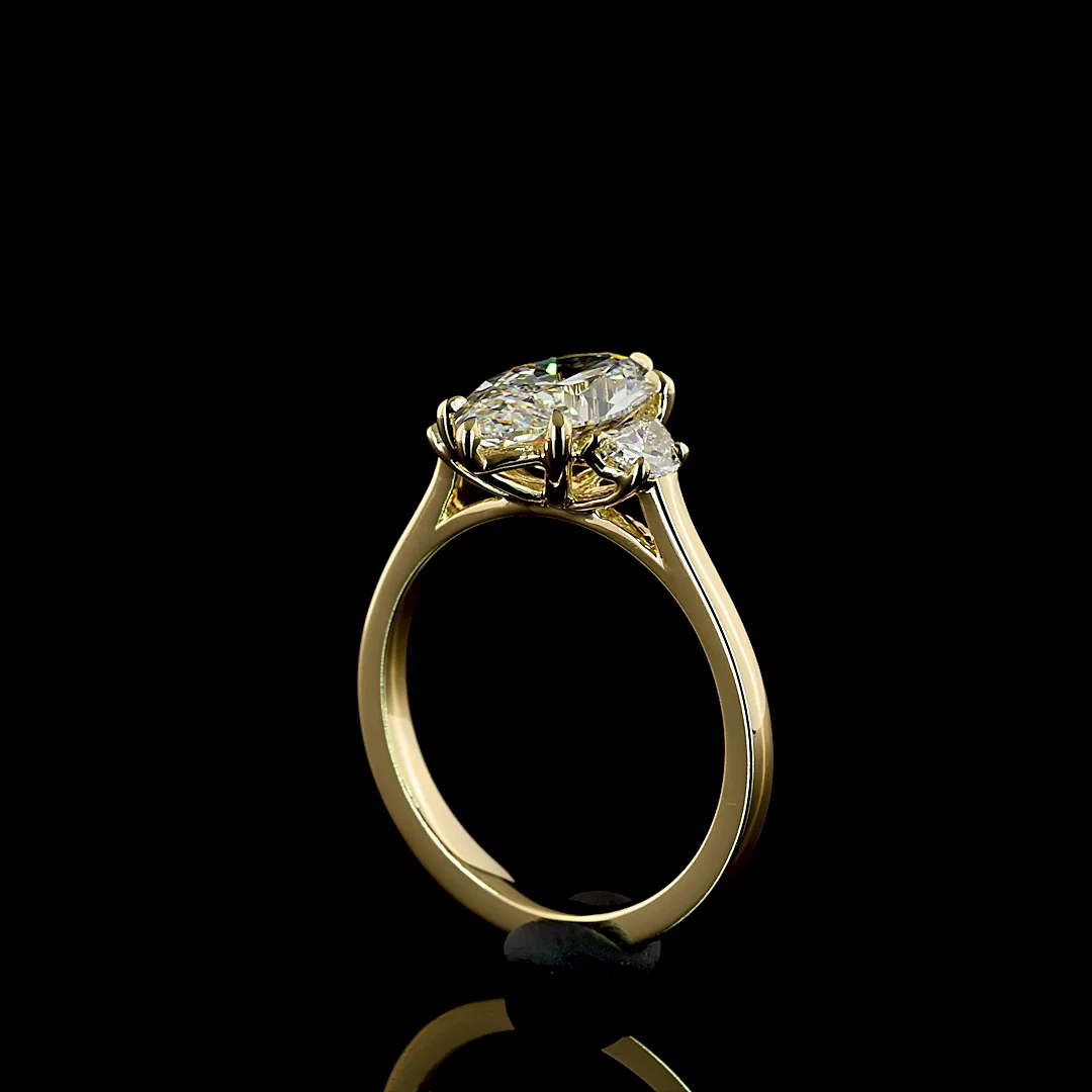 2.34 Cts 14k Yellow Gold Marquise Shape 3 Stones Ring - Image 2