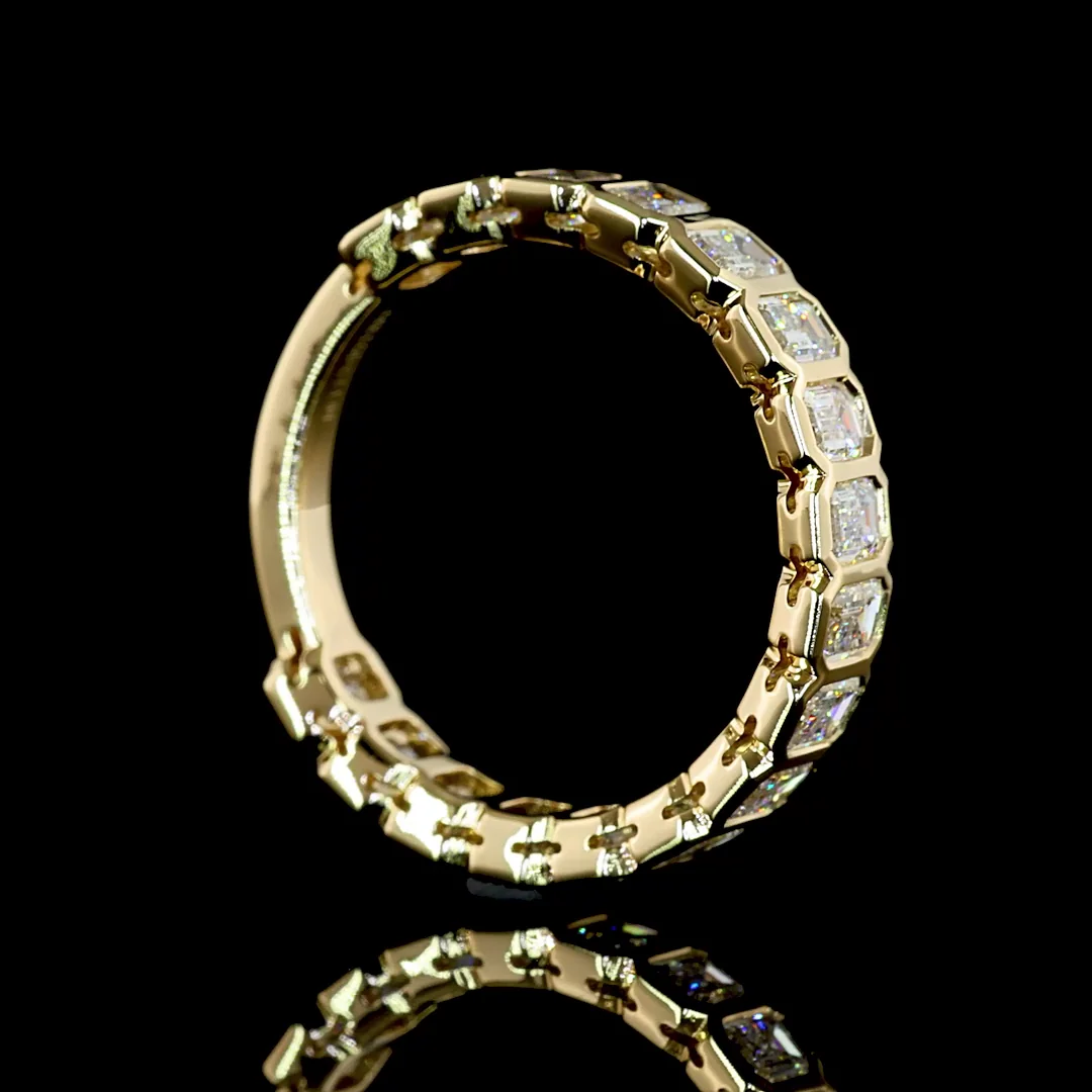 1.99 Cts 14k Yellow Gold Emerald Shape Half Eternity Eternity Band - Image 2