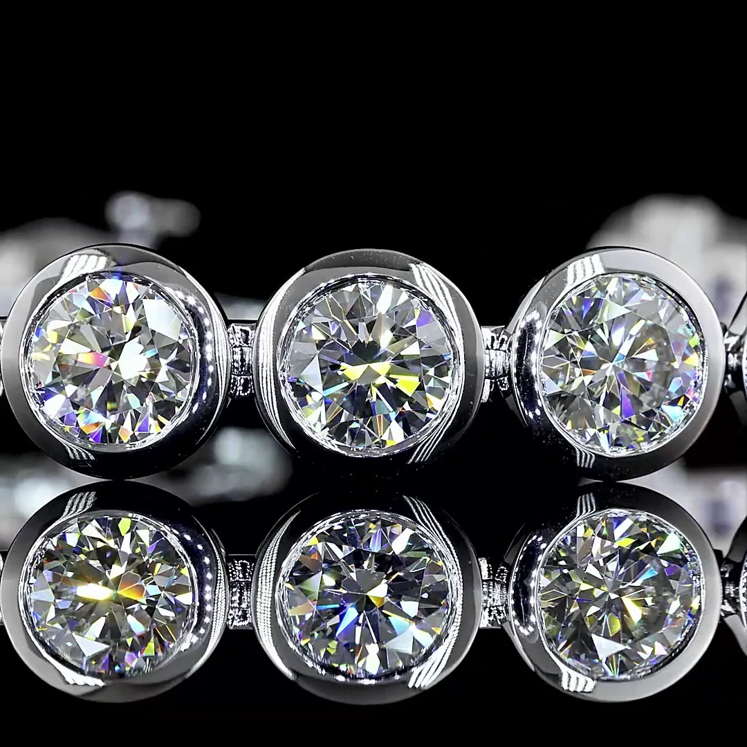 20.13 Cts 14k White Gold Round Shape Tennis Bracelet - Image 2