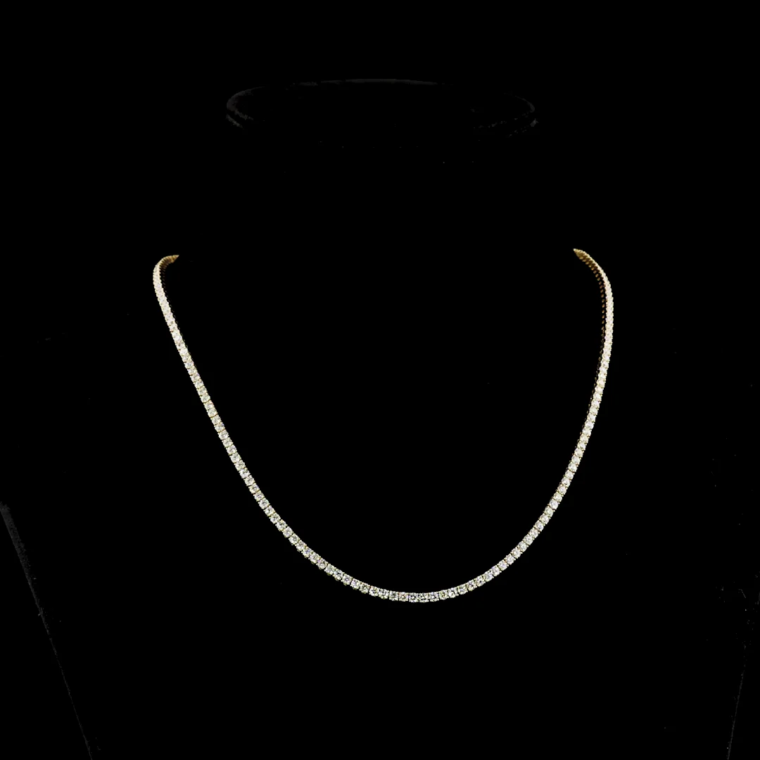 7.45 Cts 14k Yellow Gold Round Shape Tennis Necklace - Video