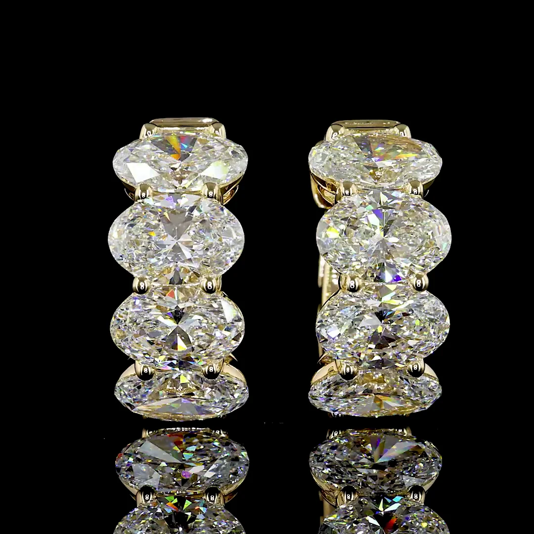 5.08 Cts 14k Yellow Gold Oval Shape Huggies Earring - Video