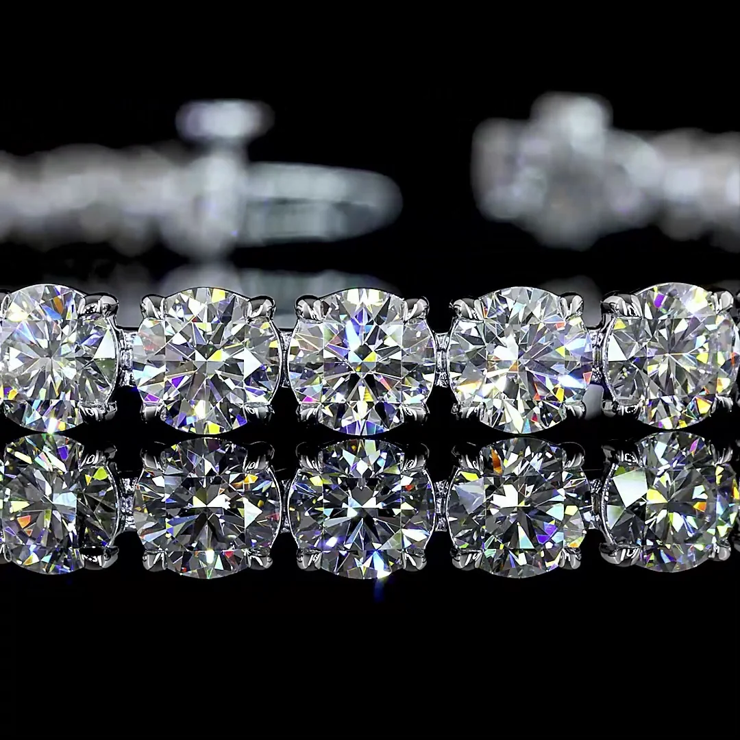 12.39 Cts 14k White Gold Round Shape Tennis Bracelet - Image 2