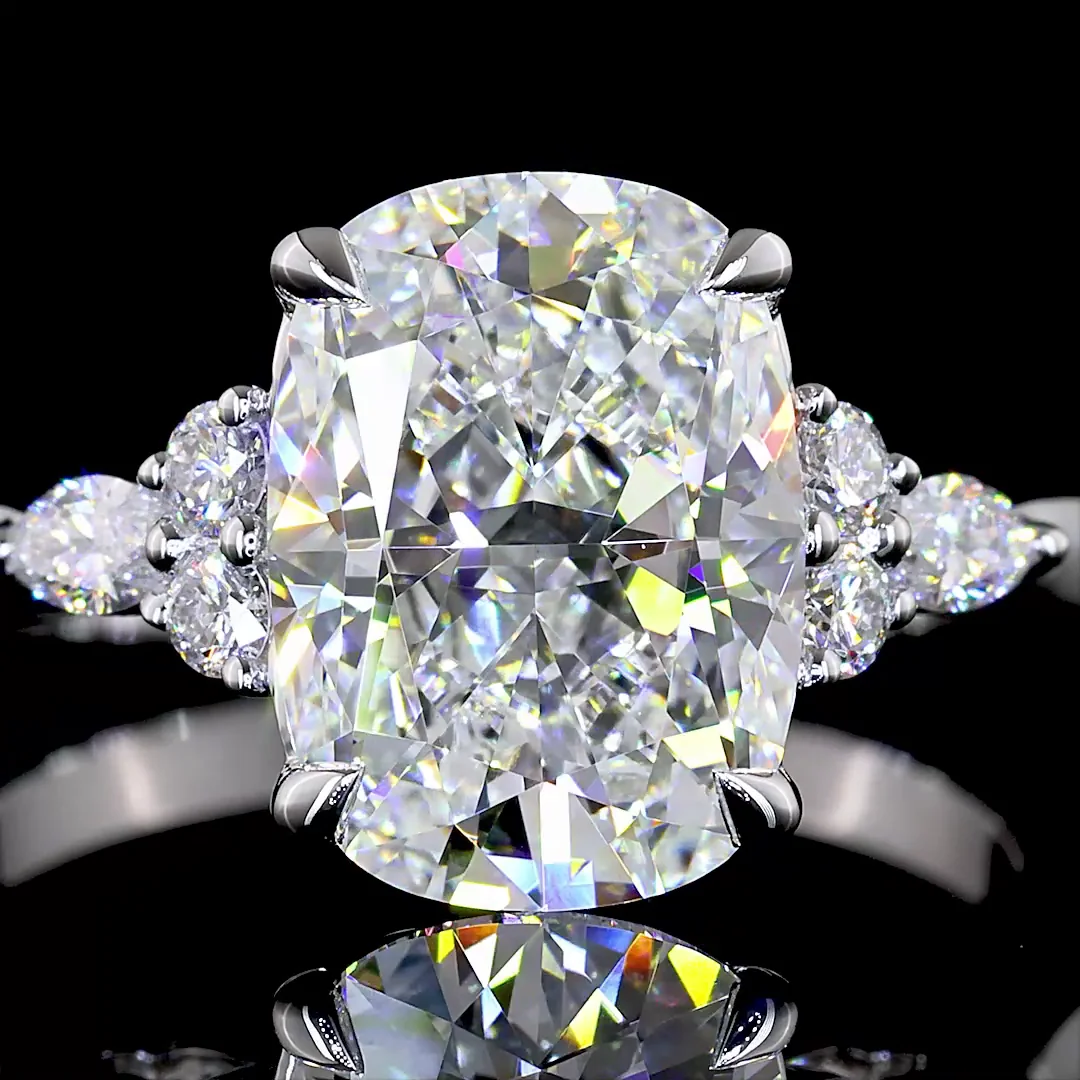 3.38 Cts 14k White Gold Cushion Brilliant Shape Special Ring - Image 3