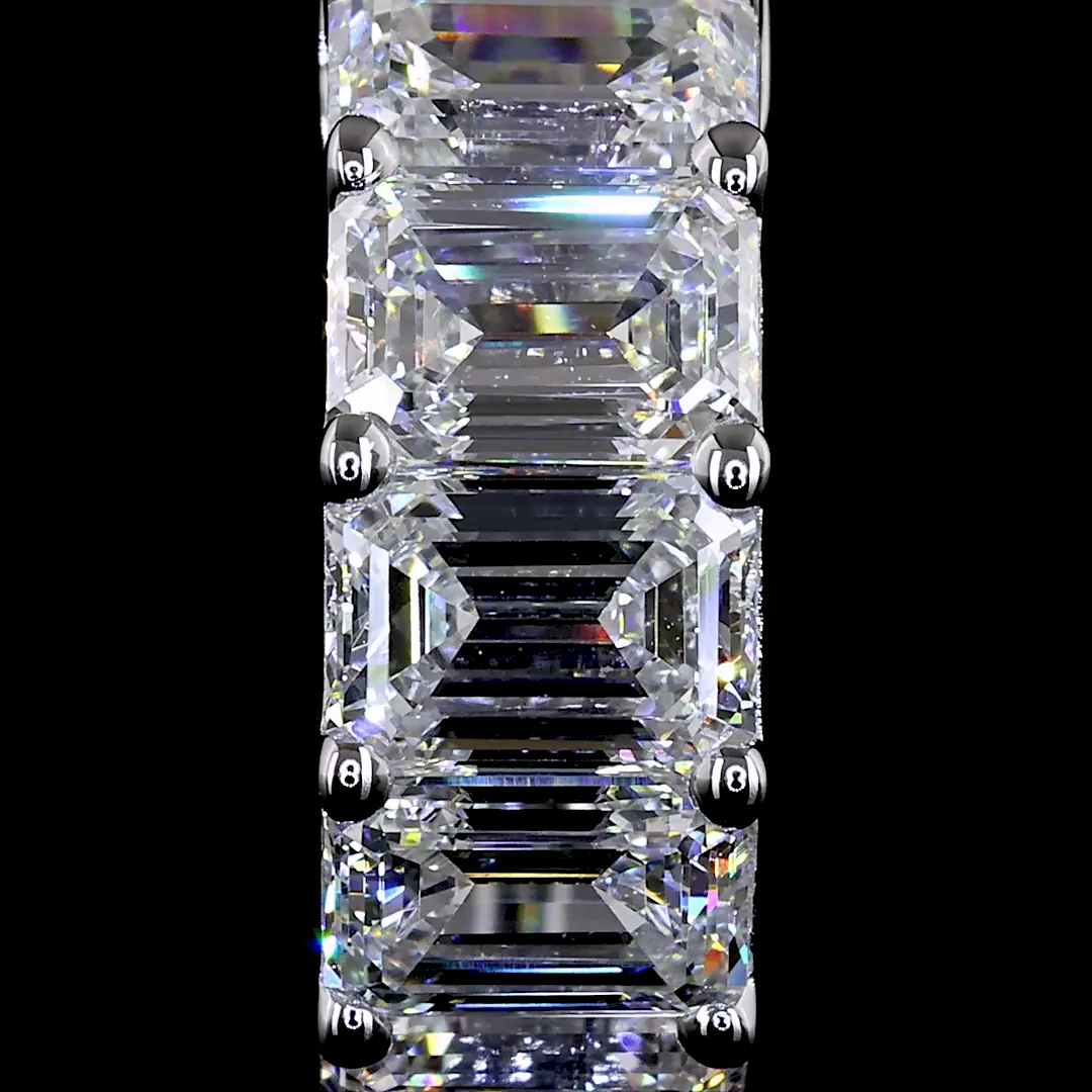 3.2 Cts 14k White Gold Emerald Shape Huggies Earring - Image 3