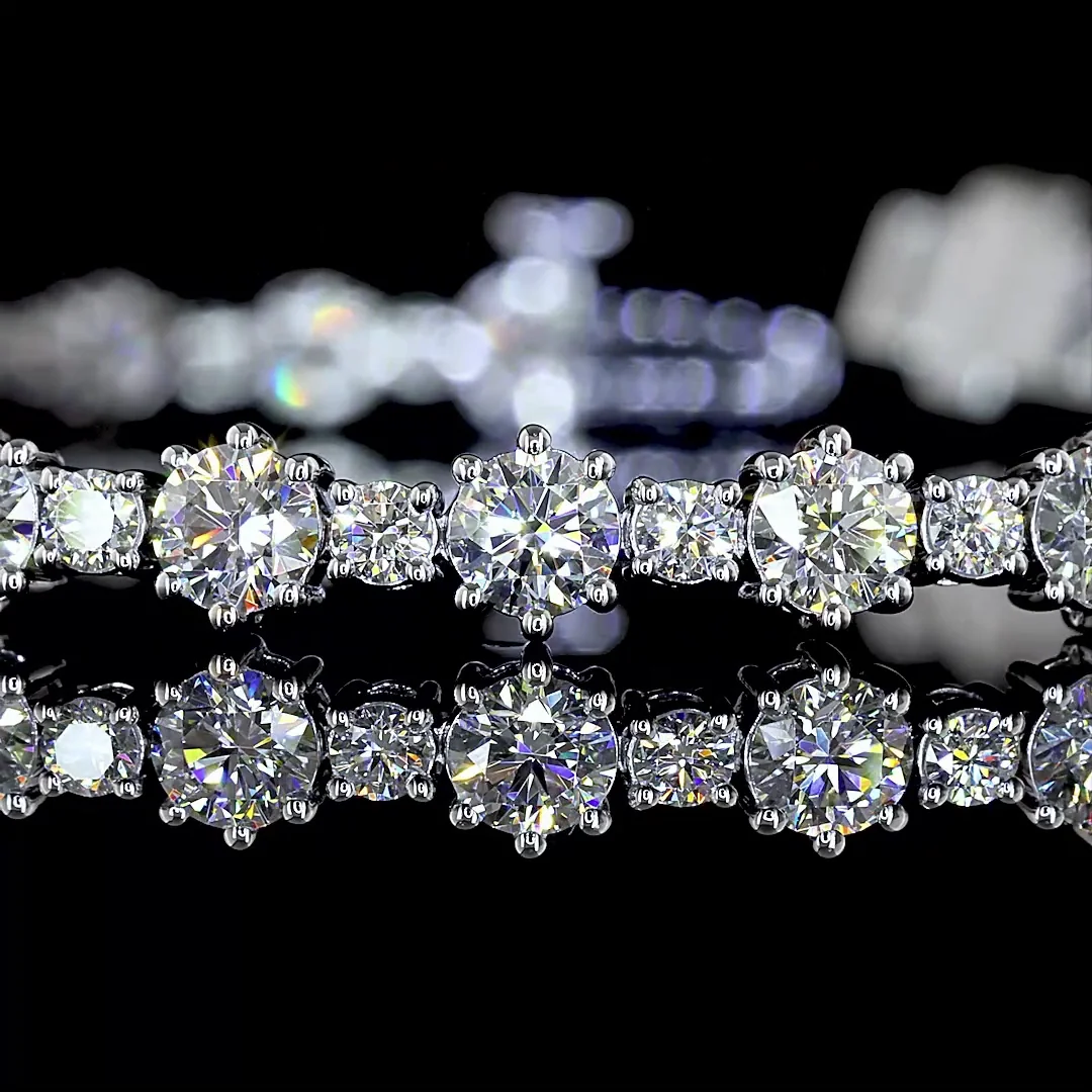 5.01 Cts 14k White Gold Round Shape Station Line Tennis Bracelet - Image 2