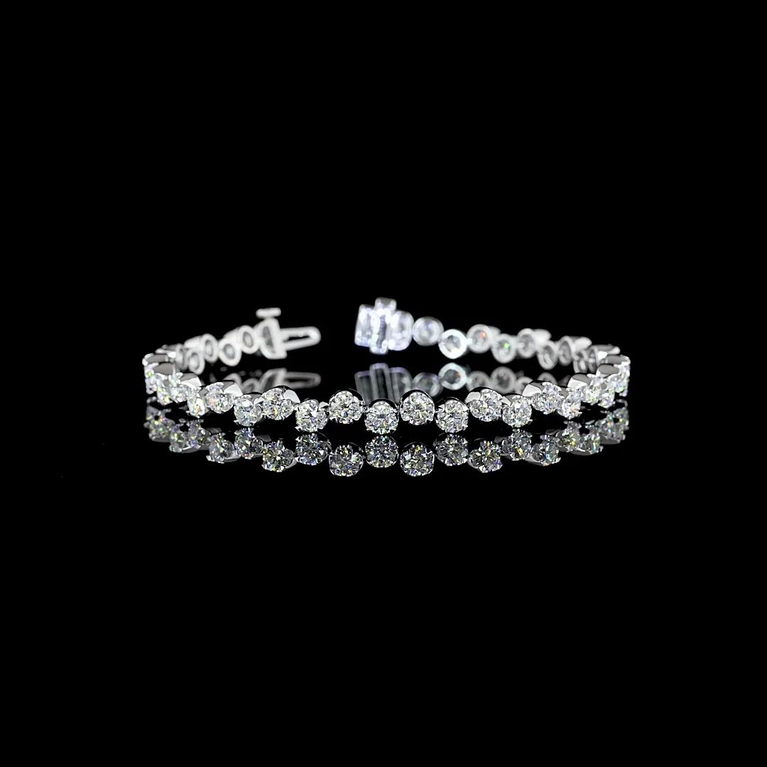 6.81 Cts 18k White Gold Round Shape Tennis Bracelet - Video