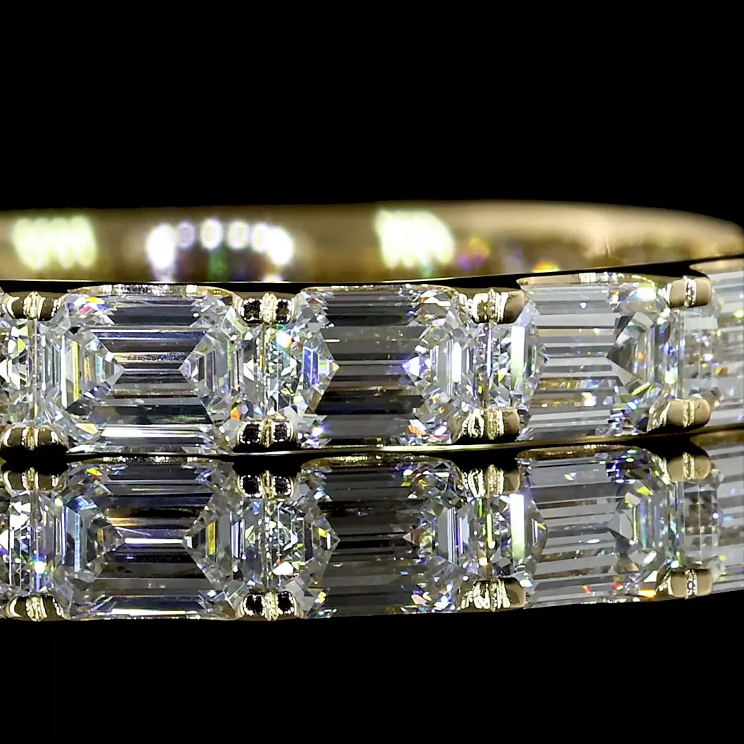 1.39 Cts 14k Yellow Gold Emerald Shape 3/4 Band Eternity Band - Image 3