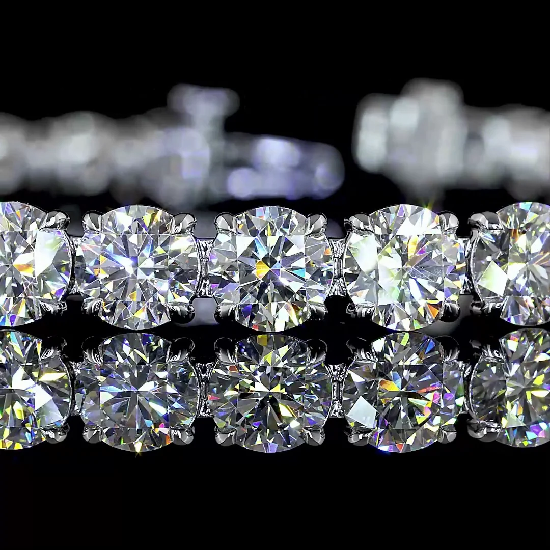 14.99 Cts 14k White Gold Round Shape Tennis Bracelet - Image 2