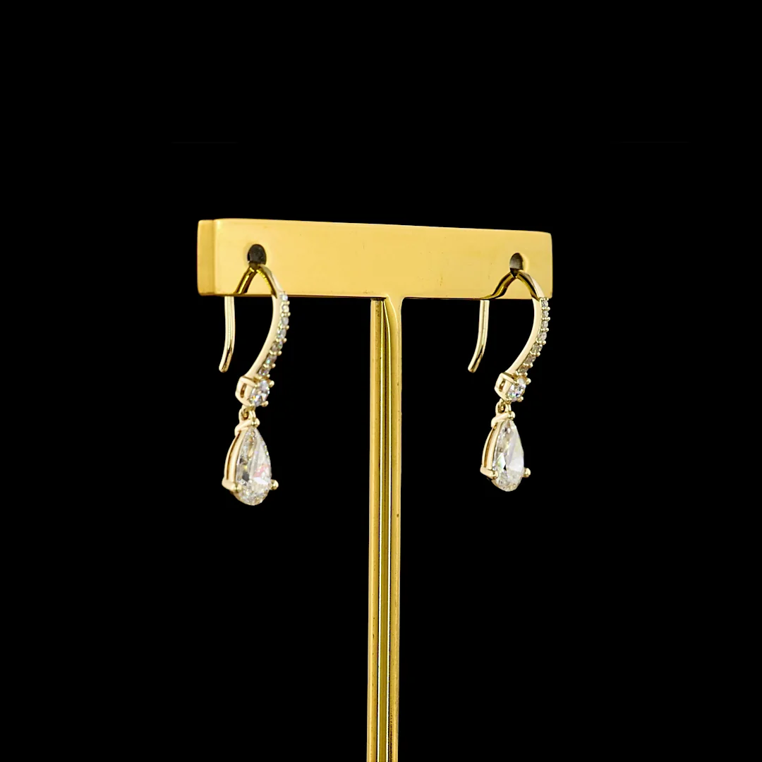 1.13 Cts 14k Yellow Gold Mix Shape Hanging Earring - Image 2
