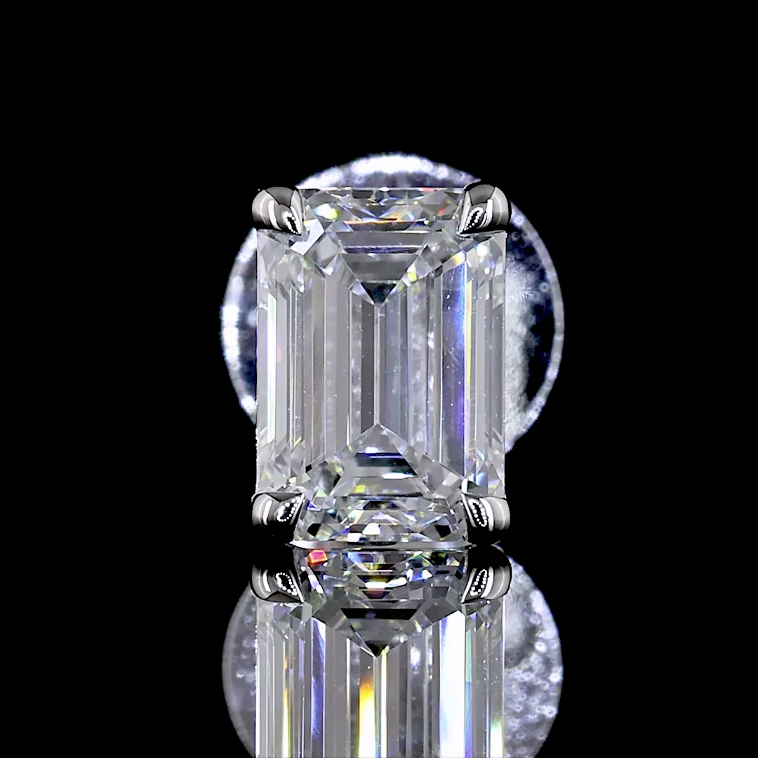 1.05 Cts 14k White Gold Emerald Shape Studs Earring - Image 3