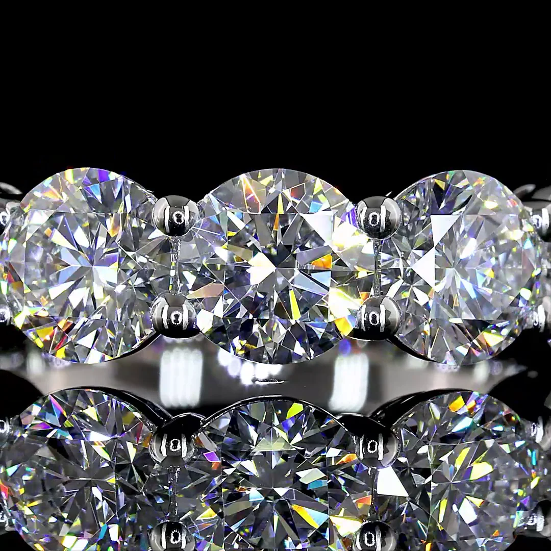 3 Cts Platinum Round Shape 5 Stones Eternity Band - Image 3