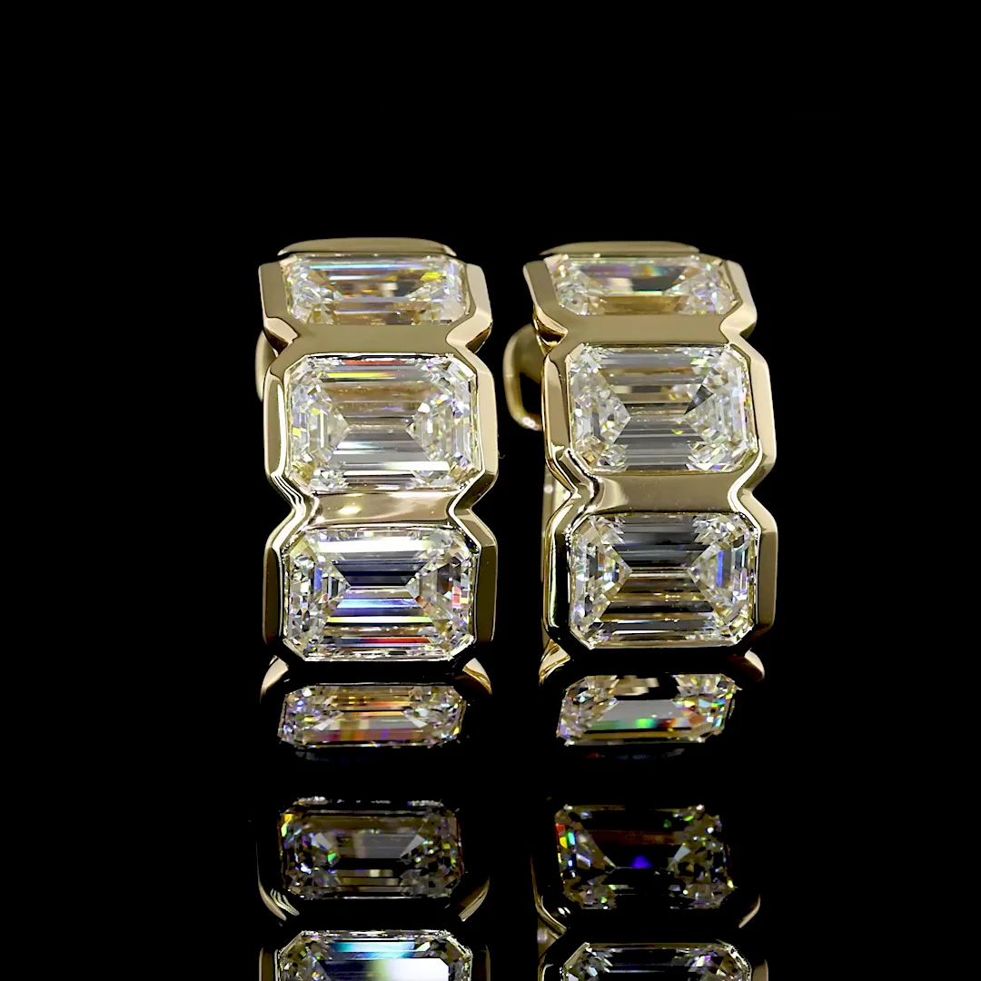 3.33 Cts 14k Yellow Gold Emerald Shape Huggies Earring - Video