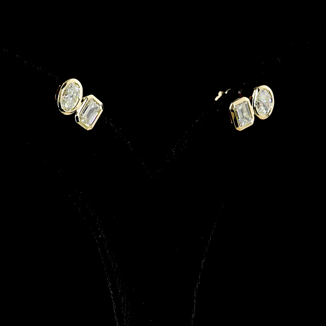 1.92 Cts 14k Yellow Gold Mix Shape Studs Earring - Image 2