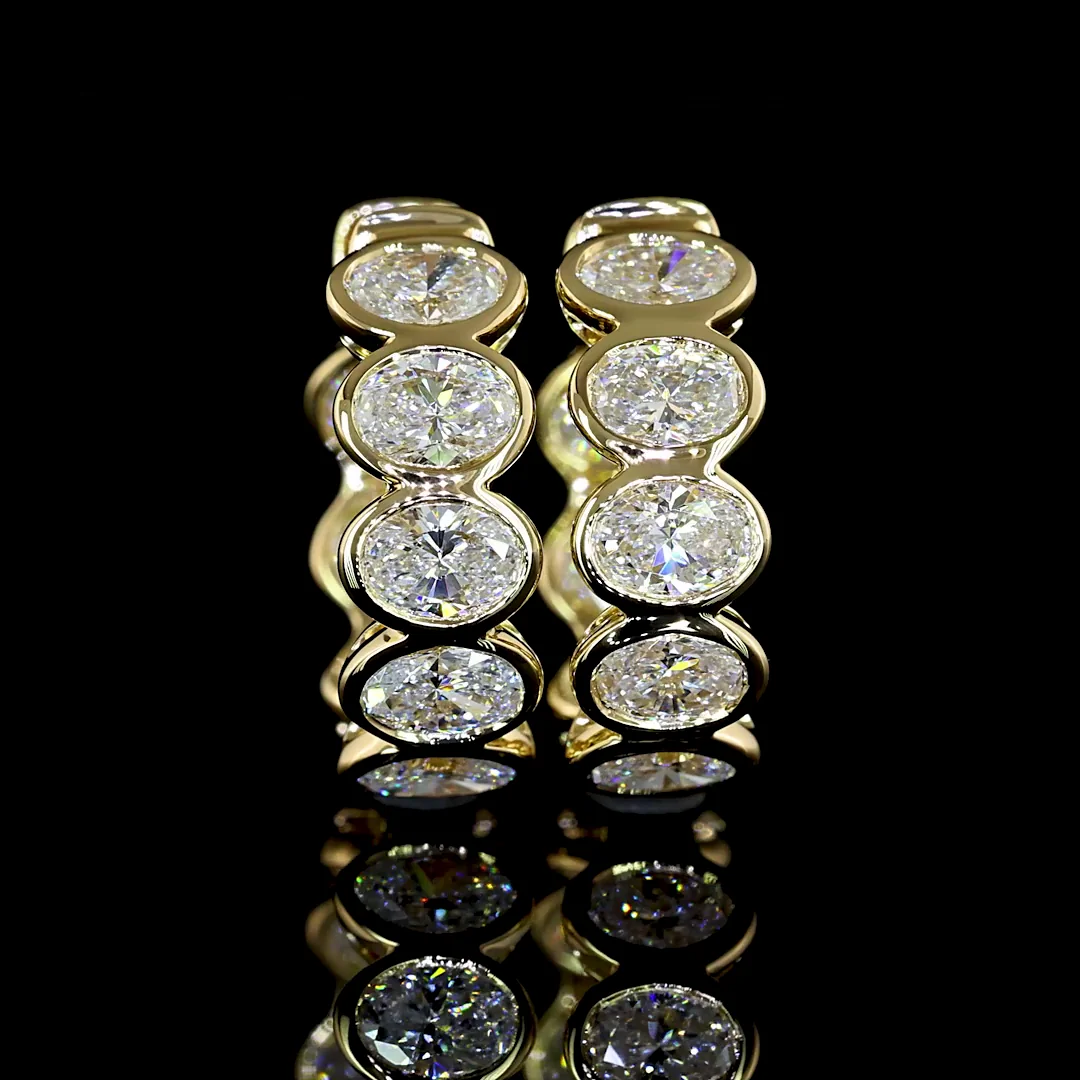 1.95 Cts 14k Yellow Gold Oval Shape Huggies Earring - Image 3