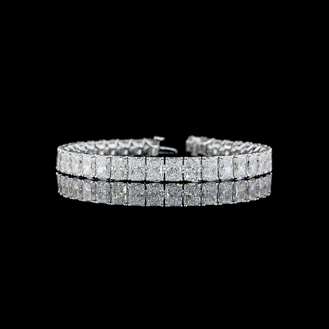 28.5 Cts 14k White Gold Radiant Shape Tennis Bracelet - Video