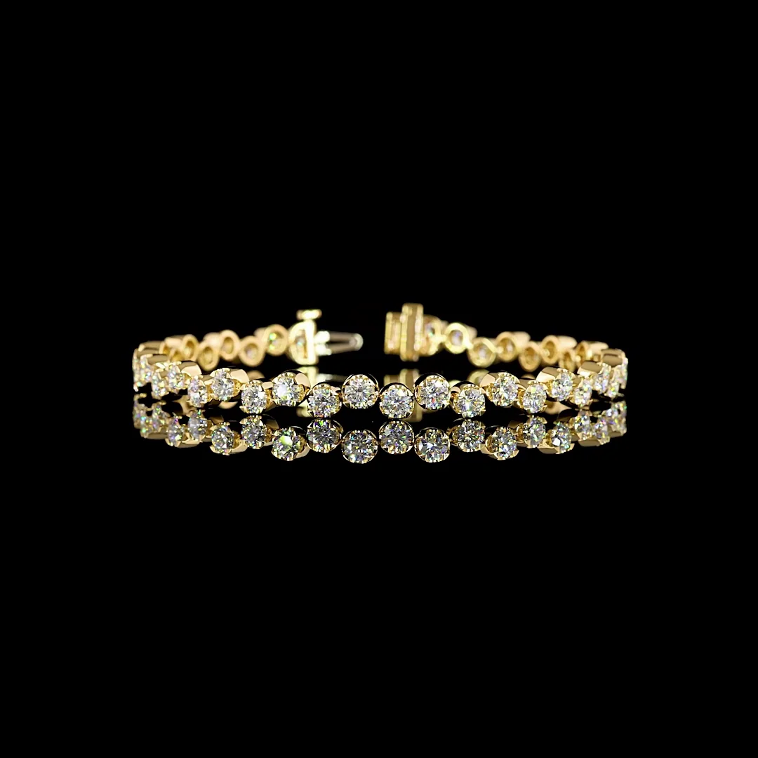 6.83 Cts 18k Yellow Gold Round Shape Tennis Bracelet - Video
