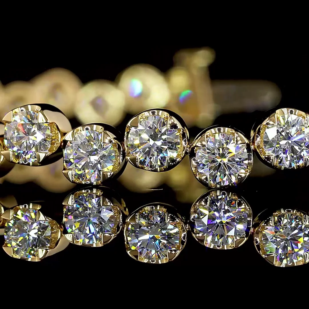 6.87 Cts 18k Yellow Gold Round Shape Tennis Bracelet - Image 2