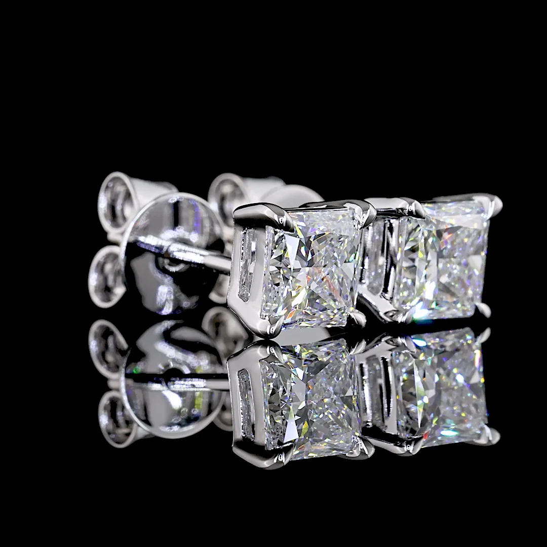 1.53 Cts 18k White Gold Princess Shape Studs Earring - Image 4
