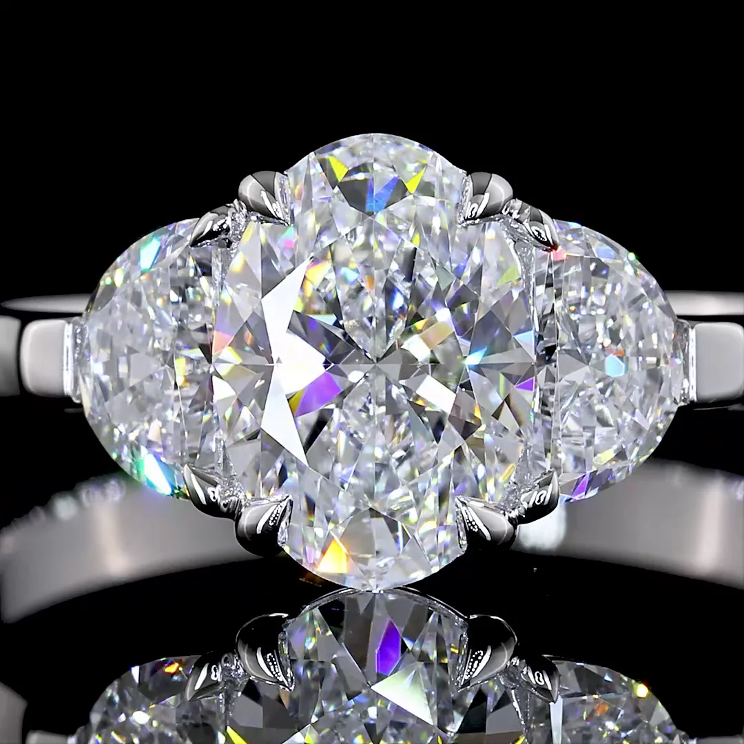 1.54 Cts 14k White Gold Oval Shape 3 Stones Ring - Image 3