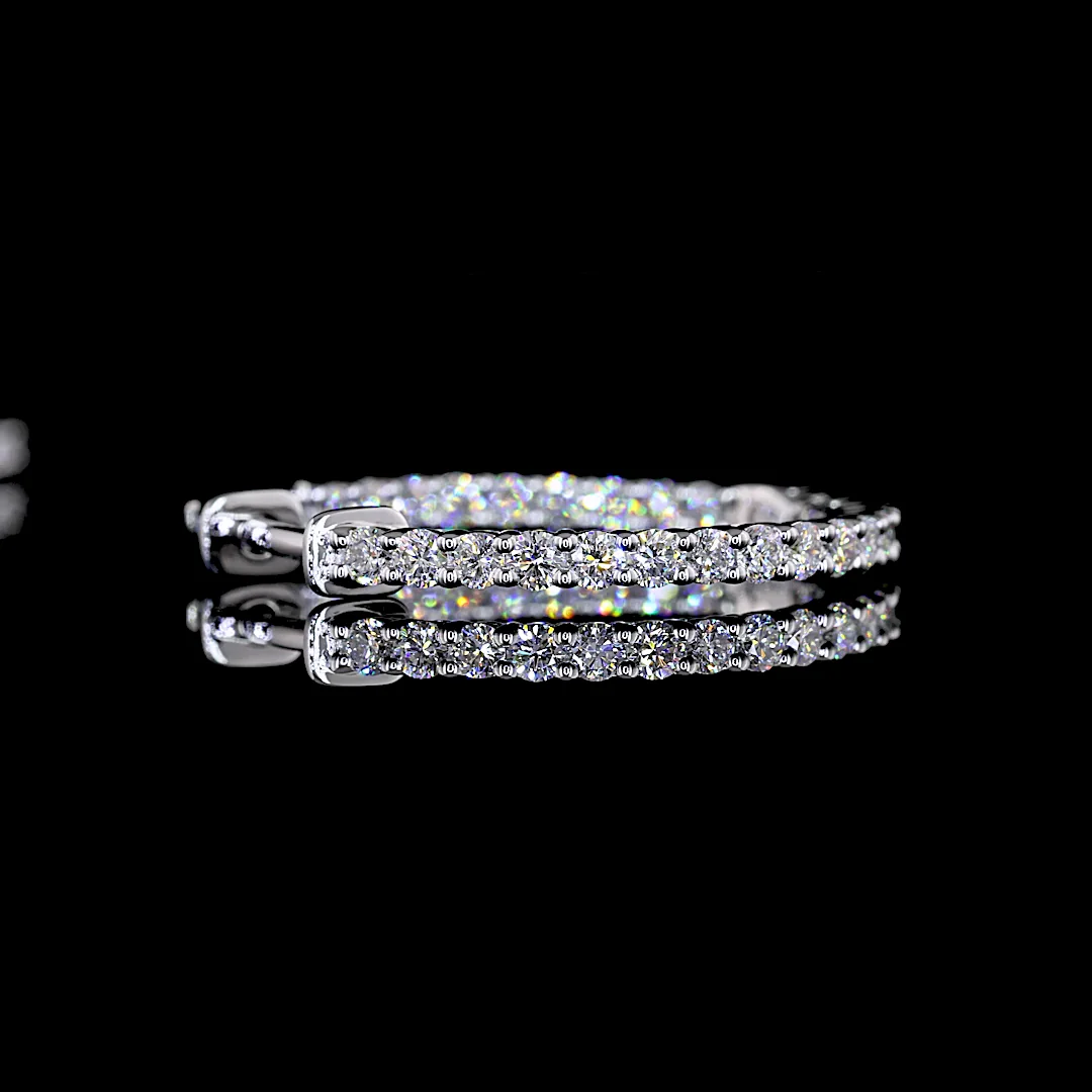 1.03 Cts 14k White Gold Round Shape Hoops Earring - Image 4