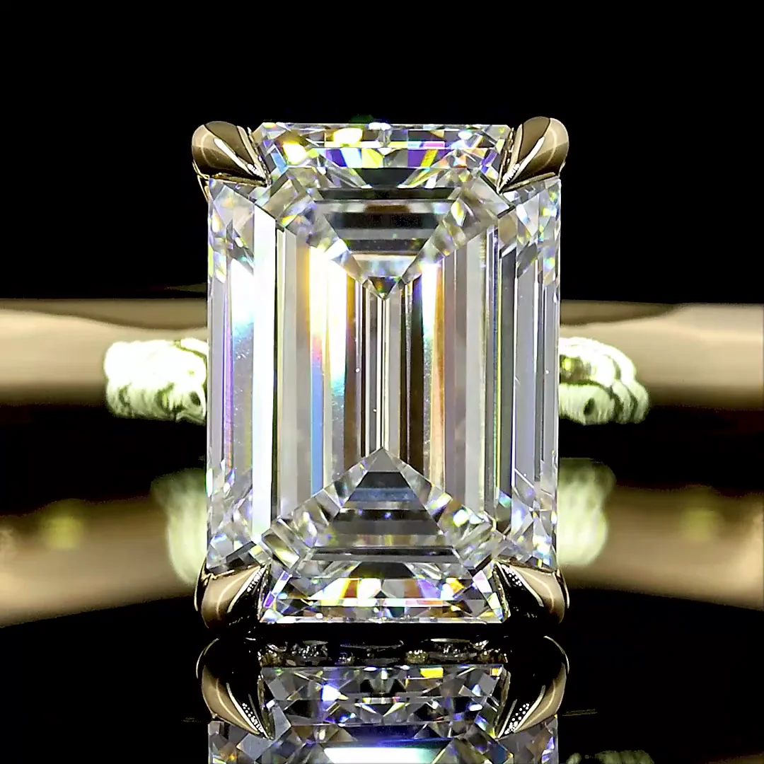 1.05 Cts 14k Yellow Gold Emerald Shape Hidden Halo Ring - Image 3