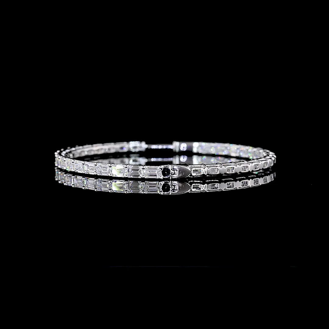 7.1 Cts 14k White Gold Emerald Shape Hoops Earring - Image 2