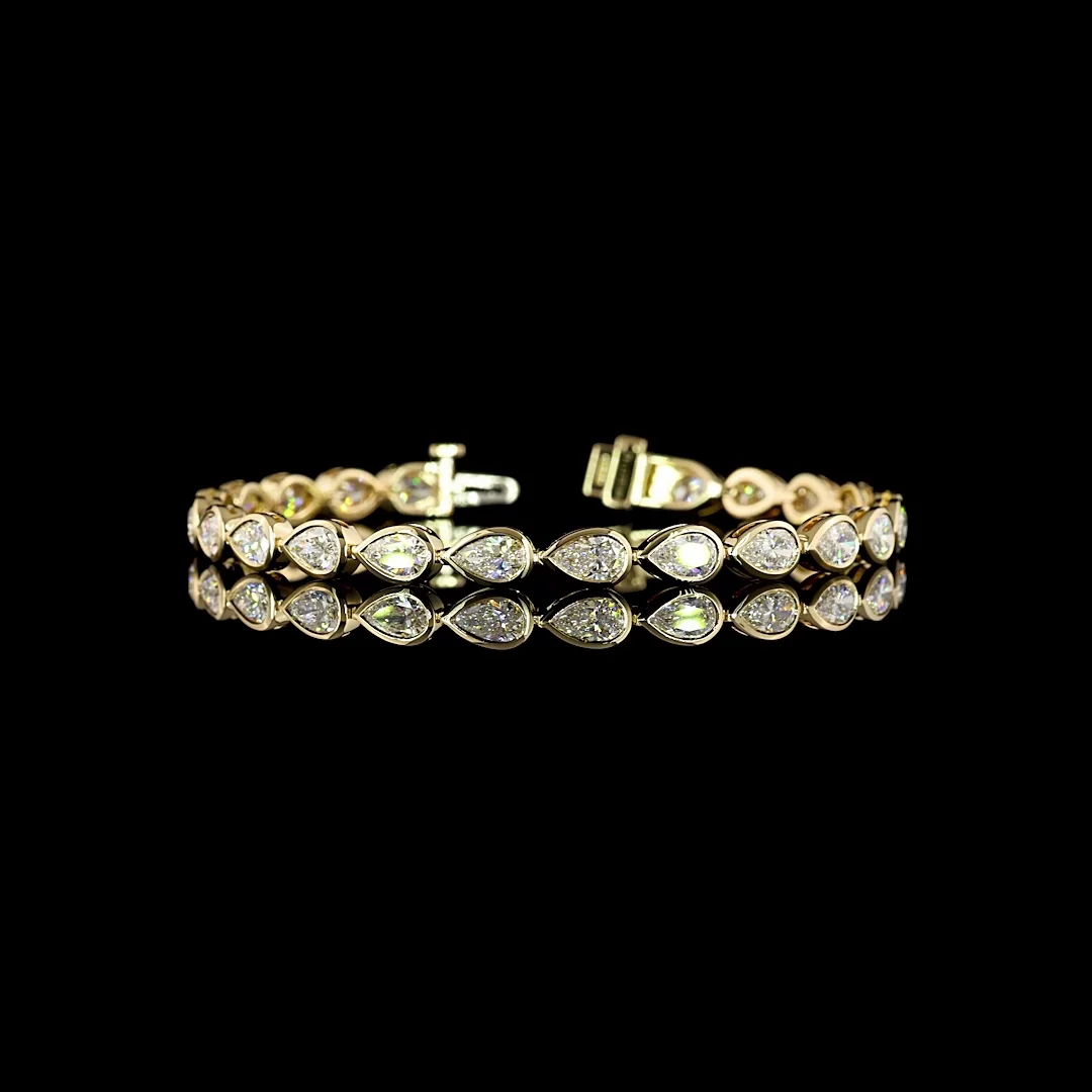 7.62 Cts 14k Yellow Gold Pear Shape Tennis Bracelet - Video