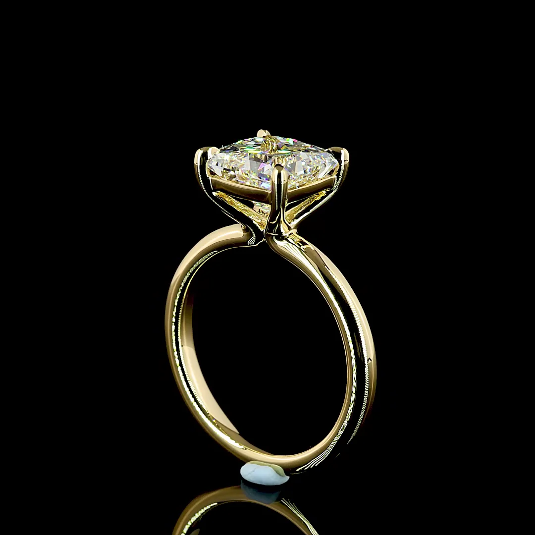 3.1 Cts 14k Yellow Gold Princess Shape Solitaire Ring - Image 2