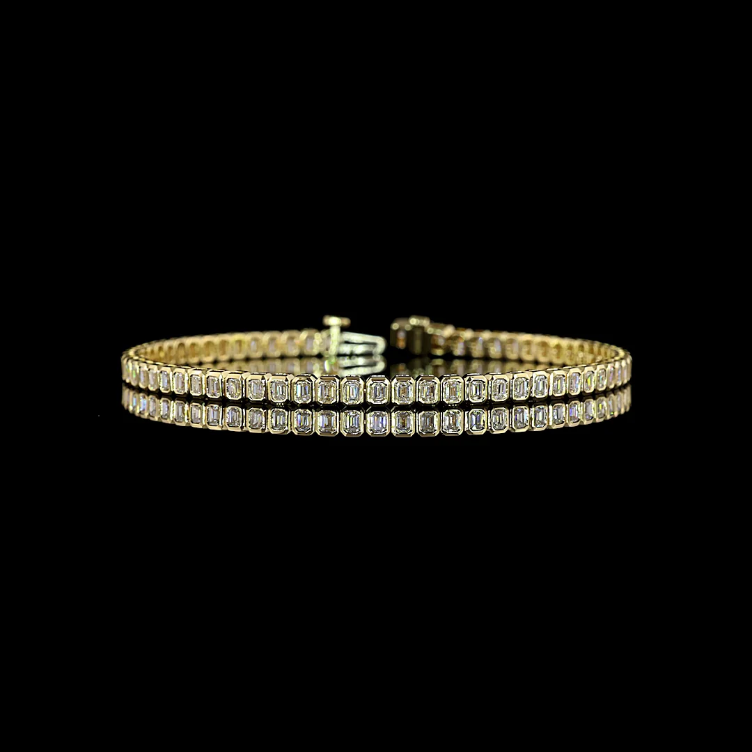3.09 Cts 14k Yellow Gold Emerald Shape Tennis Bracelet - Video