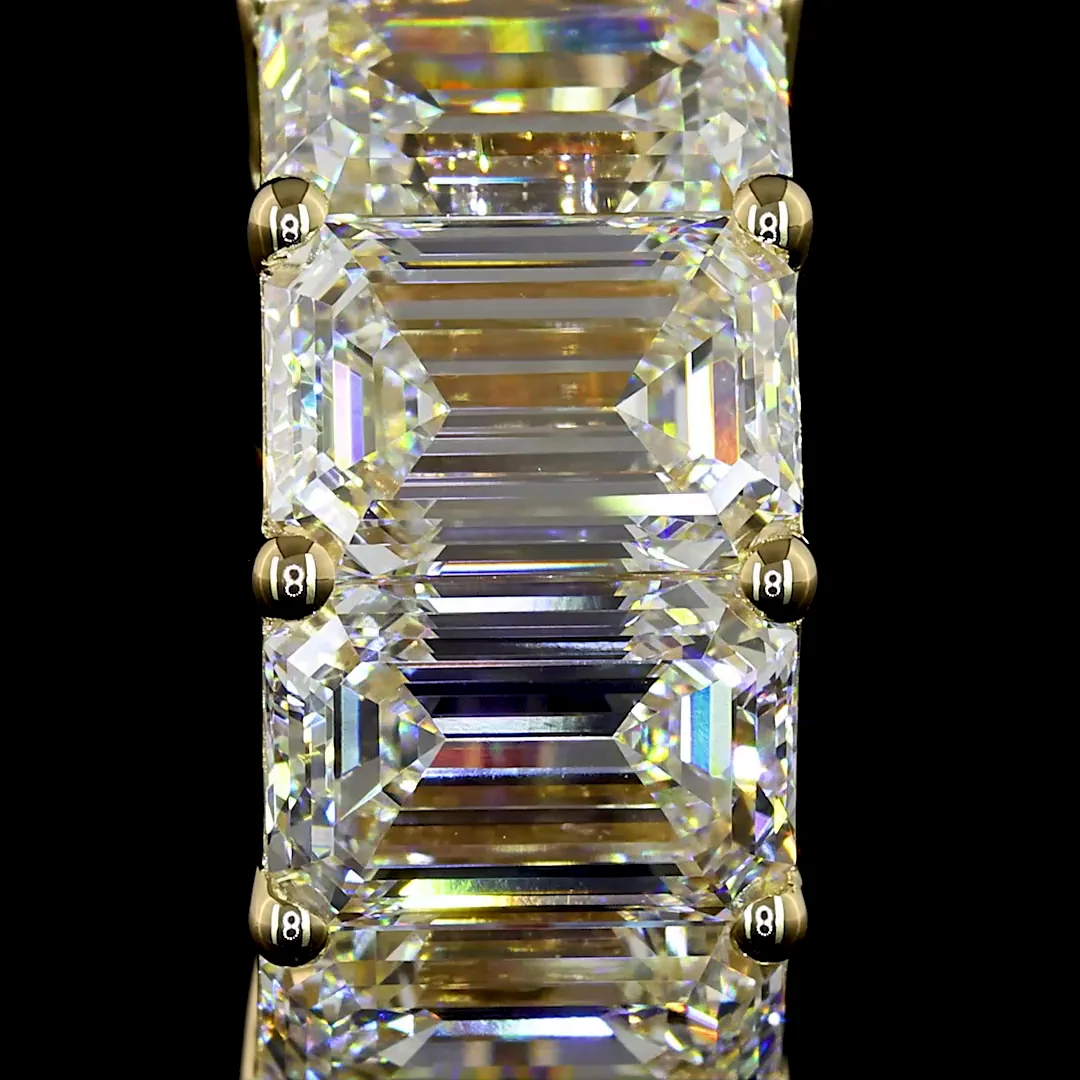 6.08 Cts 14k Yellow Gold Emerald Shape Huggies Earring - Image 3