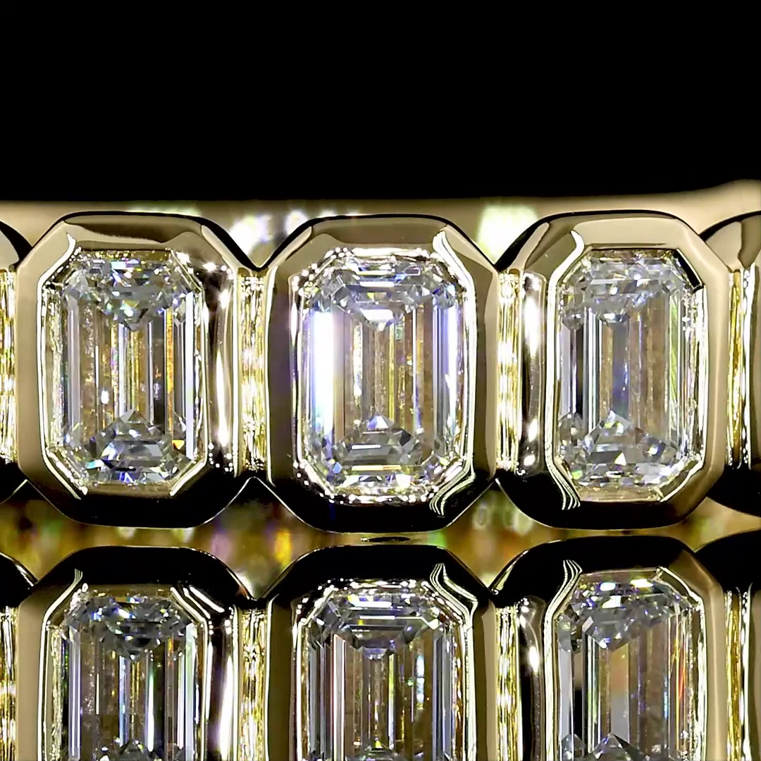 1.38 Cts 14k Yellow Gold Emerald Shape 3/4 Band Eternity Band - Image 3