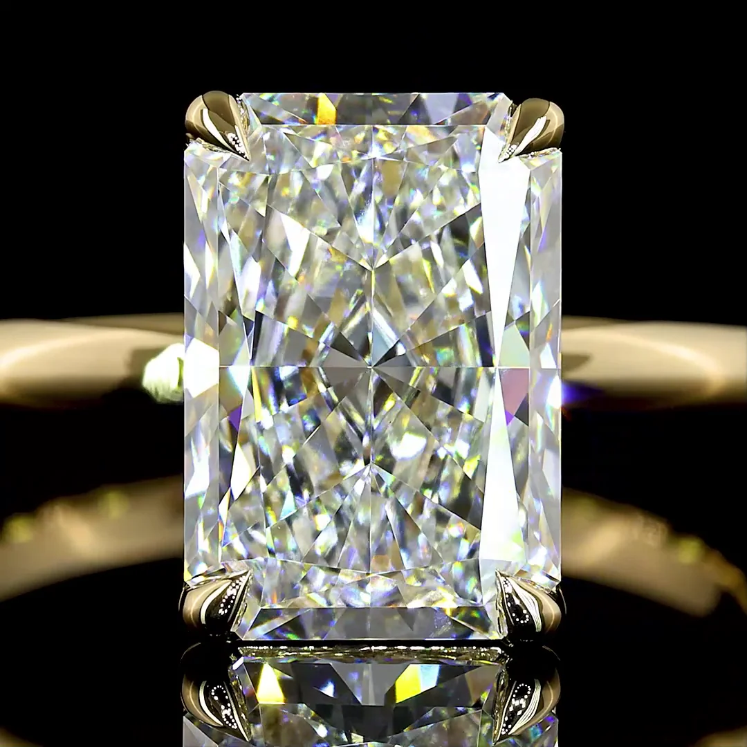 3.07 Cts 14k Yellow Gold Radiant Shape Solitaire Ring - Image 3