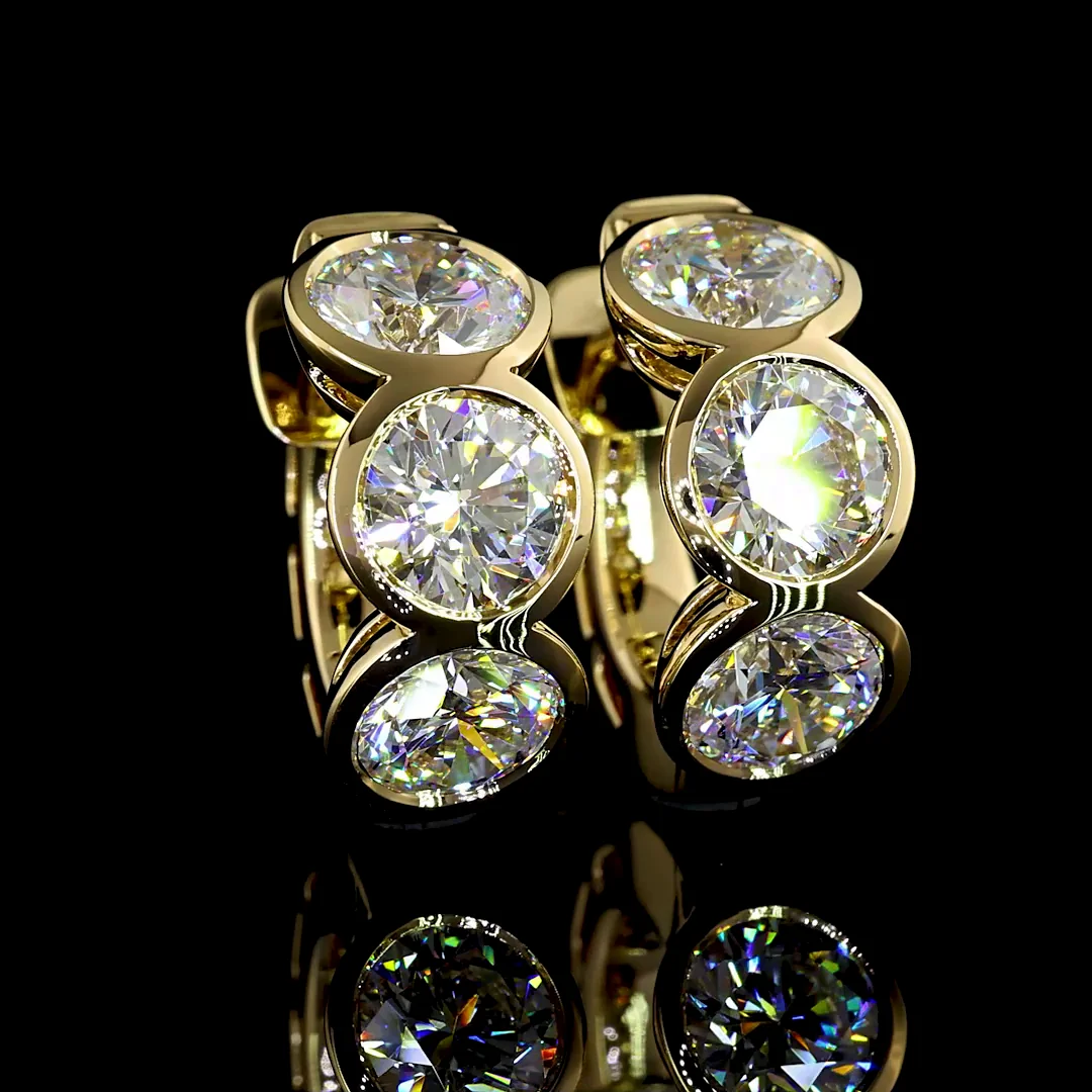 5.07 Cts 14k Yellow Gold Round Shape Huggies Earring - Video