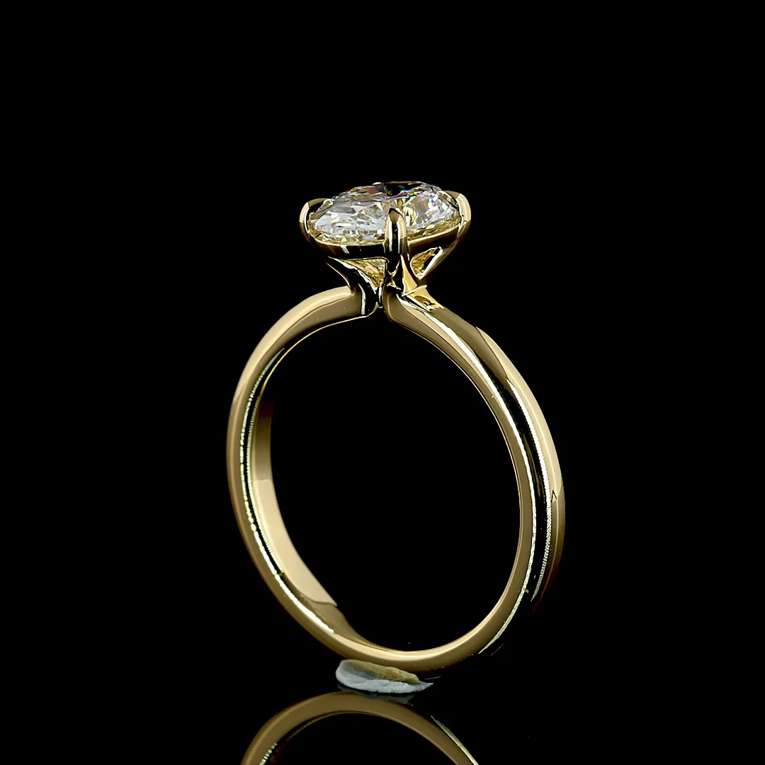 1.56 Cts 14k Yellow Gold Oval Shape Solitaire Ring - Image 2
