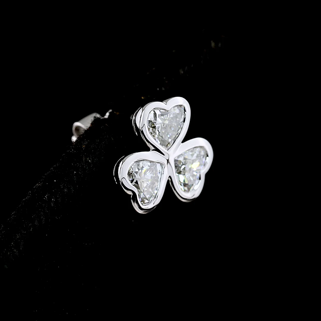 2.07 Cts 14k White Gold Heart Shape Studs Earring - Image 4