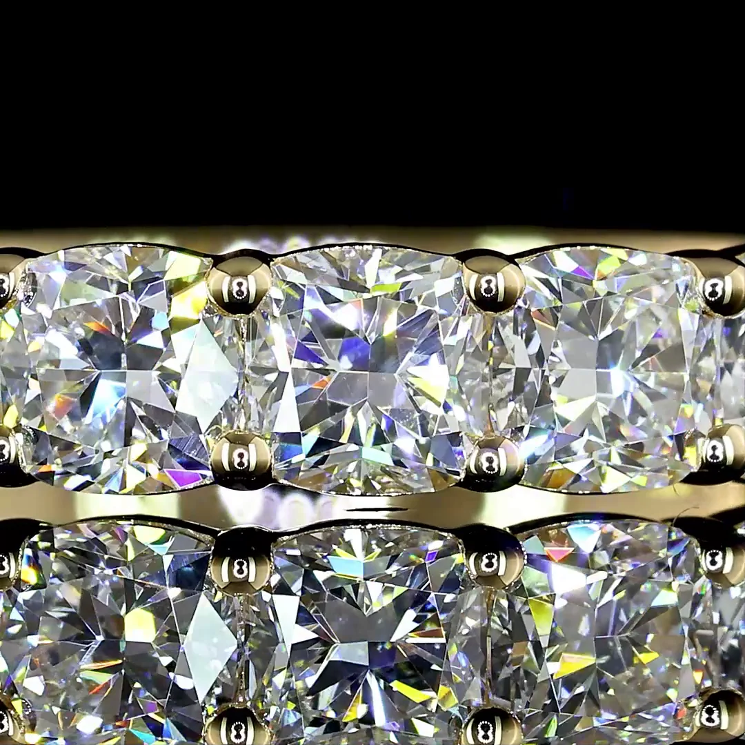 1.08 Cts 14k Yellow Gold Square Cushion Brilliant Shape 7 Stones Eternity Band - Image 3