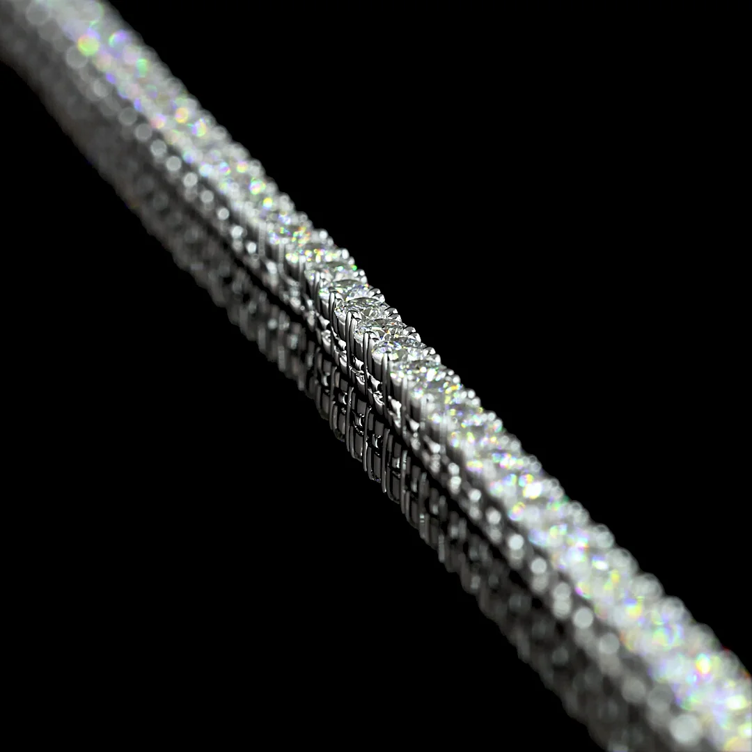 5.58 Cts 14k White Gold Round Shape Tennis Necklace - Image 2