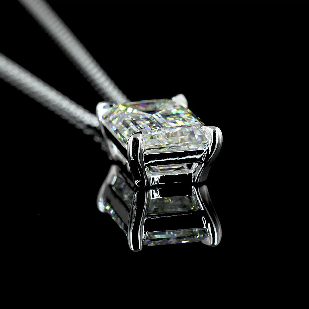 4.01 Cts 14k White Gold Emerald Shape Solitaire Pendant - Image 2